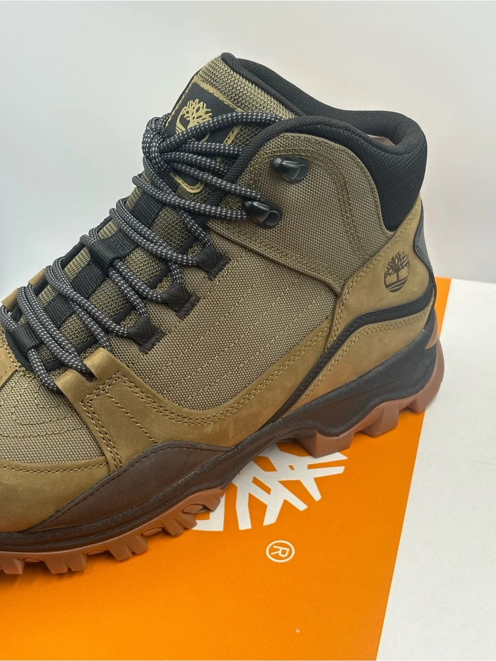 Timberland Mt. Maddsen Mid Lace Hiker Boots Olive Nubuck Men’s Size 11 New